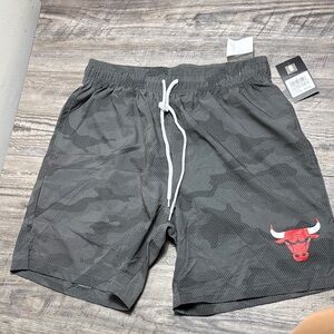 NBA Basketball Chicago Bulls Gray Camo Athletic Shorts Size Medium NWT